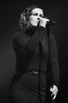 London, UK. 14 November, 2017. Alison Moyet performs at the Paladium.