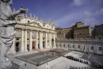 Pope Francis’s body is moved from his residence to lie in state at St Peter’s Basilica in the Vatican City.
Photo:Philip Coburn