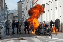 May 1, 2017 Paris - Less than one week before the election May Day labor demonstration. Protesters clashed with police throwing rocks and molotov cocktails; officers responded with tear gas, concussion grenades and plastic baton rounds. Five CRS (riot police) officers were wounded in the clashes, according to the Paris police prefecture. Reports of numbers of protesters injured have yet be reported.