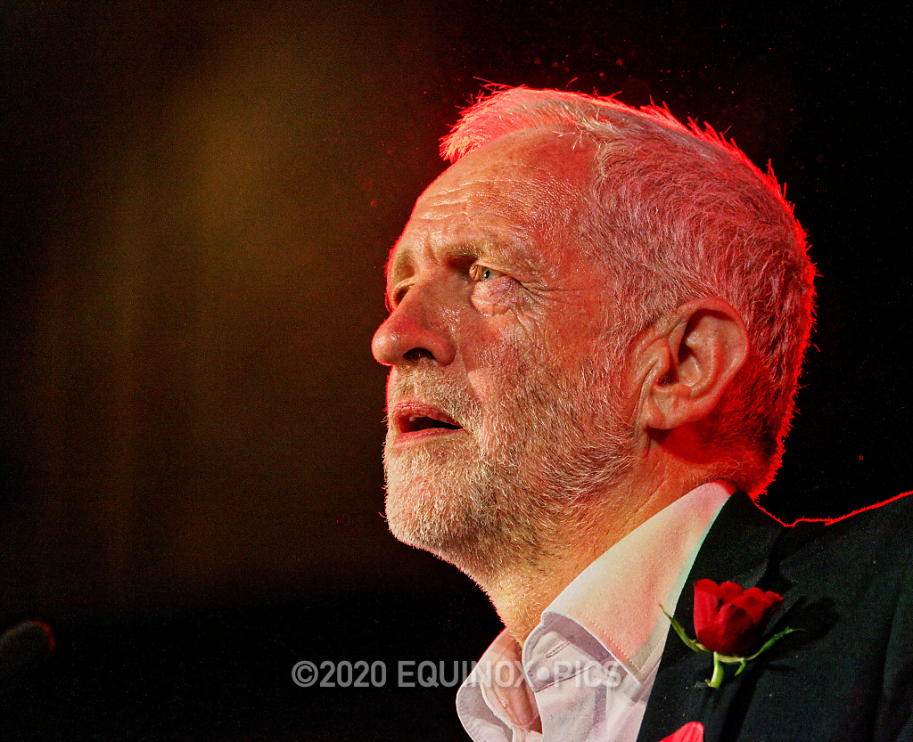 London, United Kingdom - 7 June 2017
Labour Party leader Jeremy Corbyn making a rousing speech to his supporters in his home constituency at the final rally of Labour's general election 2017 campaign at Union Chapel, Islington, London, England, UK. (Video Available)
www.newspics.com/#!/contact
(photo by: EQUINOXFEATURES.COM)
Picture Data:
Photographer: Equinox Features
Copyright: ©2017 Equinox Licensing Ltd. +448700 780000
Contact: Equinox Features
Date Taken: 20170607
Time Taken: 22053579
www.newspics.com