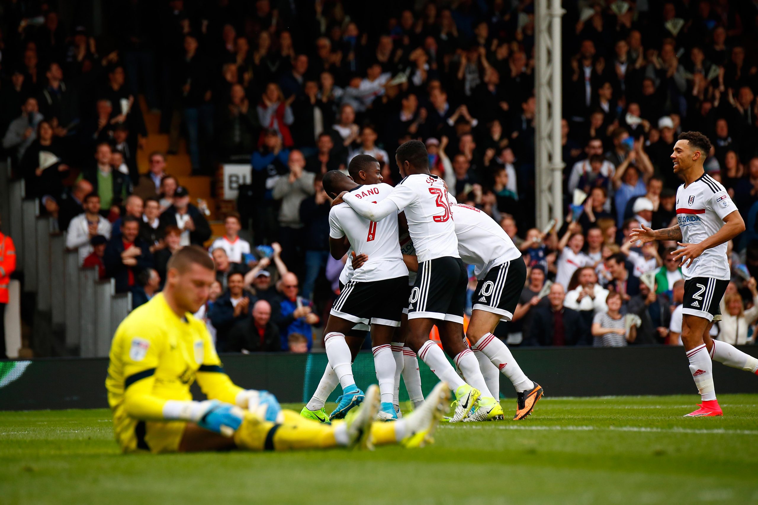17/04/2017. Fulham FC v Aston Villa.  Match Action. Fulham’s Sone ALUKO celebrates