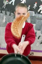 XXXX-3 PANCAKES AT FELSTED SCHOOL


Trelawney Joice with his eyes on catching his Pancake..


Picture by Doug Blanks