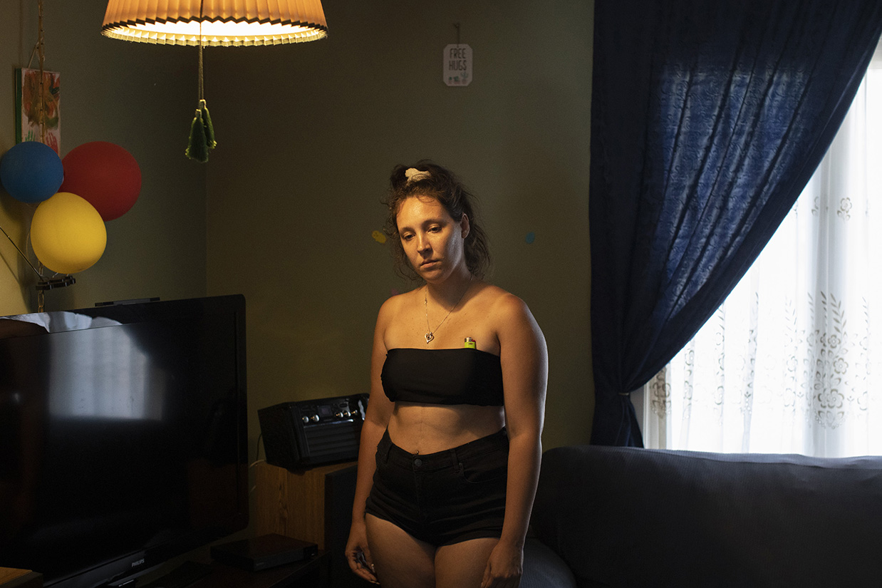 arrive at Toronto's Royal York hotel Sunday July 26, 2020 as they enter NHL's "bubble" ahead of the resumption of the season, delayed due to COVID-19.THE CANADIAN PRESS/Chris Young