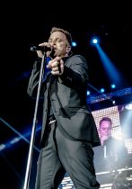 Olly Murs plays the London O2 Arena 29/03/2013