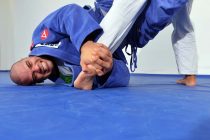 29/08/13.
METRO FEATURES : LUCIO RODRIGUES.
MMA FIGHTER / BRAZILIAN JIU-JITSU SPECIALIST LUCIO RODRIGUES PHOTOGRAPHED AT GRACIE BARRA DOJO, KNIGHTSBRIDGE.
CREDIT: DANIEL LYNCH.
07941 594 556.
www.lynchpix.co.uk