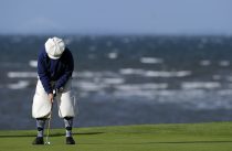 The 2017 LinkedGolfers World Hickory Festival,  Kilspindie Golf Club, Aberlady, East Lothian, Scotland. A field of international amateur and professional golfers teed-off today, Tuesday 3rd October at Kilspindie, Aberlady in the 13th LinkedGolfers World Hickory Festival. This year the event is being held over Scotland’s Golf Coast’s unique assembly of hickory-bespoke links featuring some of the world’s best layouts.Hickory Golf is played with original or pre-1936 replica hickory shafted clubs and yet skilful players such as last year’s winner and former Masters Champ Sandy Lyle are still able to hit their drives close to 300-yards yards and record scores of as little as 67, although this has only been achieved twice in the tournaments 12-year history.Steffan Kirchner on the 4th green Neil Hanna Photographywww.neilhannaphotography.co.uk07702 246823