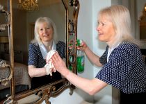 Northcote Manor, Umberleigh.
Stephanie Wooldridge finalist of Housekeeper of Year.
Photo Paula Davies Ref No 1004-132_08