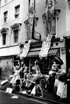 London Blues exhibition. National Theatre. 6th February-24th March 2007 ©Nobby Clark
+44(0)7941-515770
+44(0)20-7274-2105
nobby@nobbyclark.co.uk